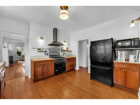 4823 NE 21st Avenue Portland OR 97211