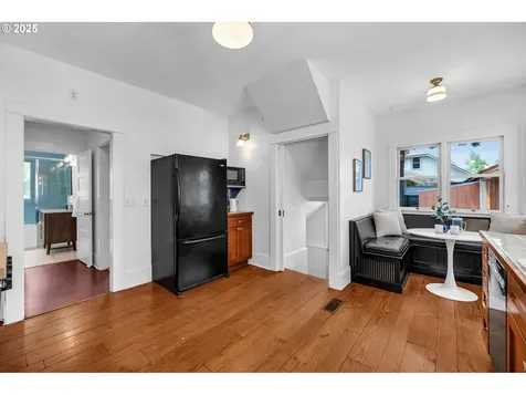 4823 NE 21st Avenue Portland OR 97211