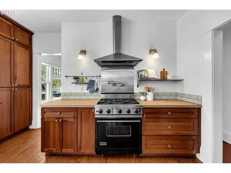 4823 NE 21st Avenue Portland OR 97211
