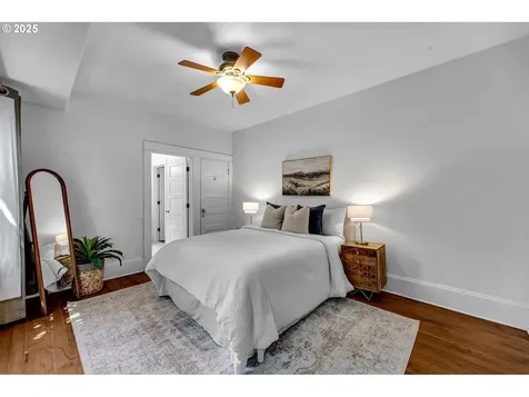 4823 NE 21st Avenue Portland OR 97211