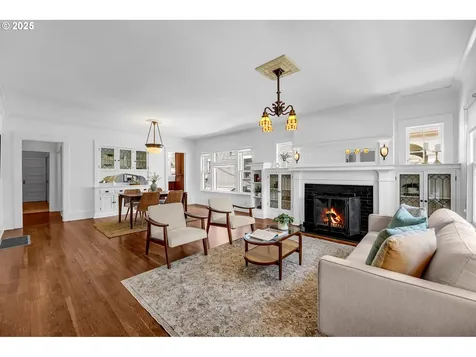 4823 NE 21st Avenue Portland OR 97211