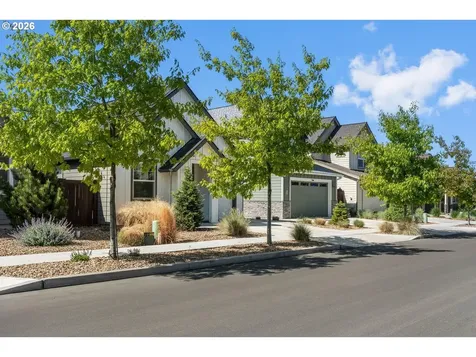 4124 SW Coyote Avenue Redmond OR 97756