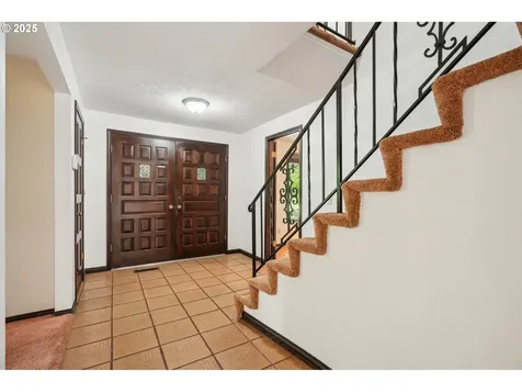28040 SE Stark Street Troutdale OR 97060