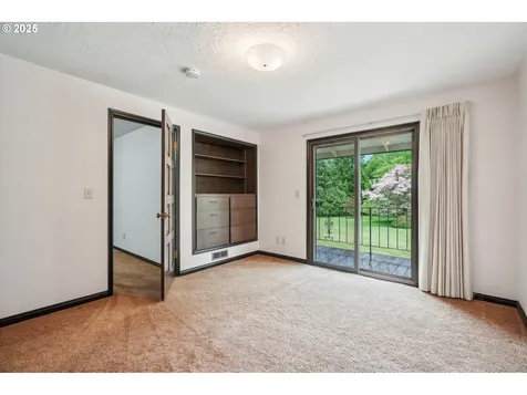 28040 SE Stark Street Troutdale OR 97060