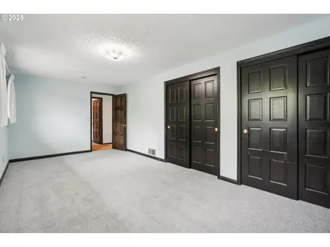 28040 SE Stark Street Troutdale OR 97060