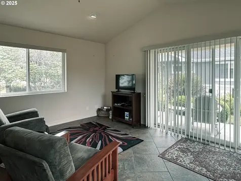 14674 Wollam Road Brookings OR 97415