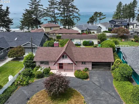 14674 Wollam Road Brookings OR 97415