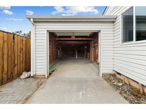 3009 SW Isaac Avenue Pendleton OR 97801