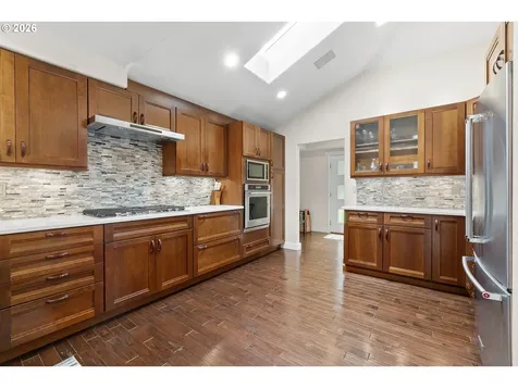 11465 SW 92nd Avenue Portland OR 97223