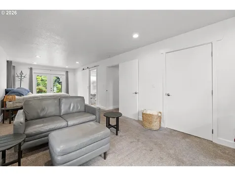 11465 SW 92nd Avenue Portland OR 97223