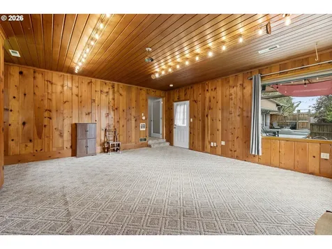 11465 SW 92nd Avenue Portland OR 97223