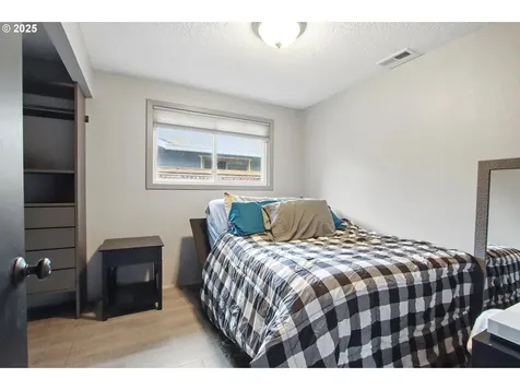 3158 SE 157th Avenue Portland OR 97236
