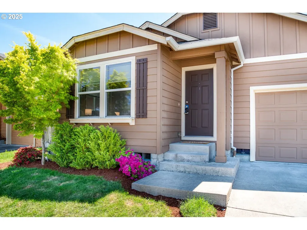 5914 Avalon Street Eugene OR 97402