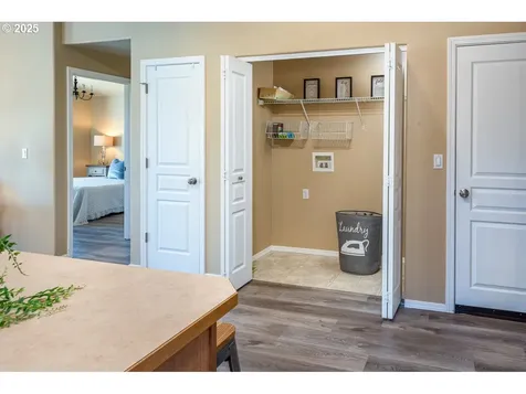 5914 Avalon Street Eugene OR 97402