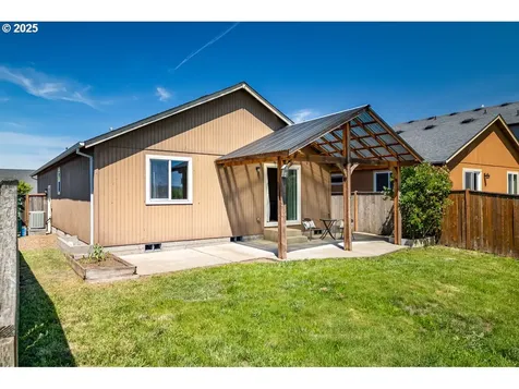 5914 Avalon Street Eugene OR 97402