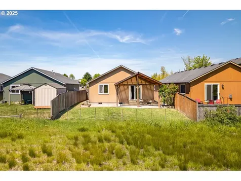 5914 Avalon Street Eugene OR 97402