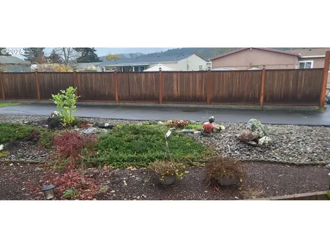 1316 Sunny Court Sutherlin OR 97479