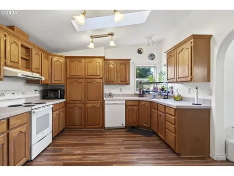 1316 Sunny Court Sutherlin OR 97479