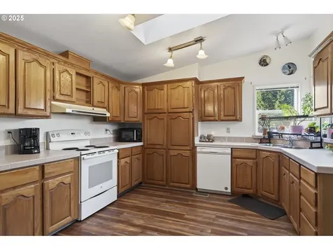 1316 Sunny Court Sutherlin OR 97479
