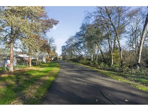 1316 Sunny Court Sutherlin OR 97479