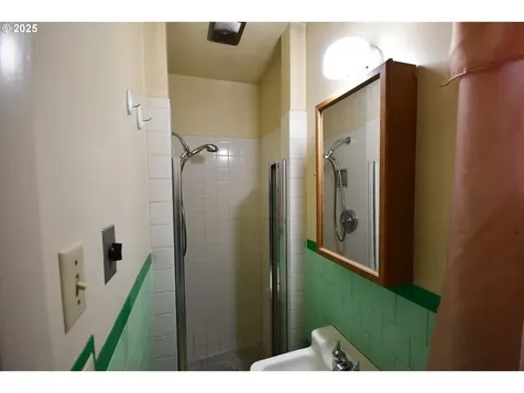 1300 View Court The Dalles OR 97058