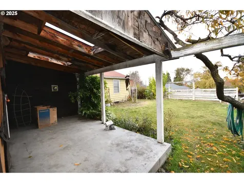 1300 View Court The Dalles OR 97058
