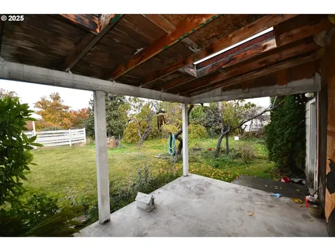 1300 View Court The Dalles OR 97058