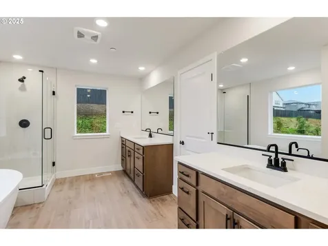 3590 W 4th Street Washougal WA 98671