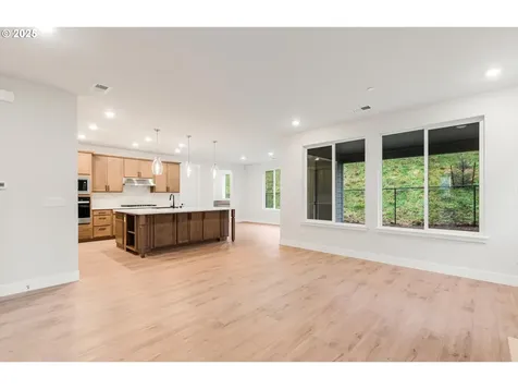 3590 W 4th Street Washougal WA 98671