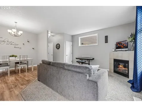 8903 NE 41st Avenue Vancouver WA 98665