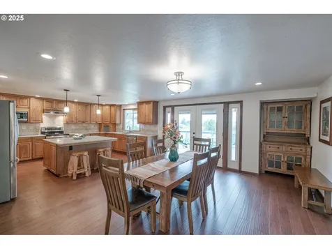 5058 Charleston Drive SE Salem OR 97317