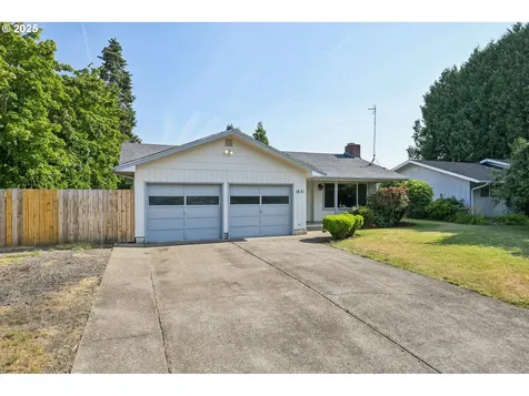 1631 N Clark Street Cornelius OR 97113