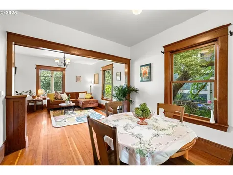 2346 SE Woodward Street Portland OR 97202