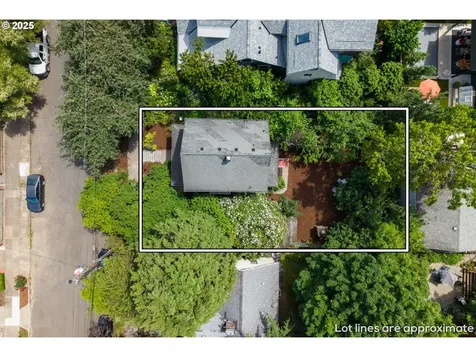 2346 SE Woodward Street Portland OR 97202