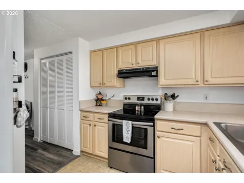 5706 NE 38th Street Vancouver WA 98661