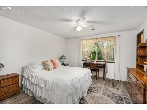5706 NE 38th Street Vancouver WA 98661