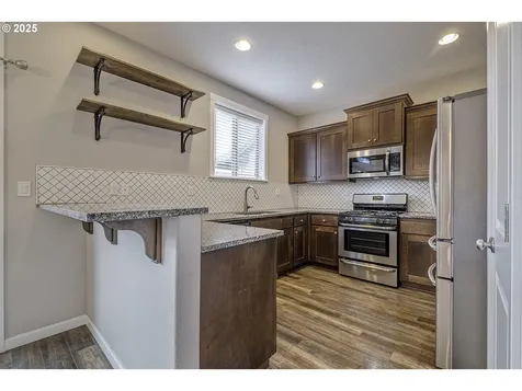 839 S Corinne Drive Newberg OR 97132