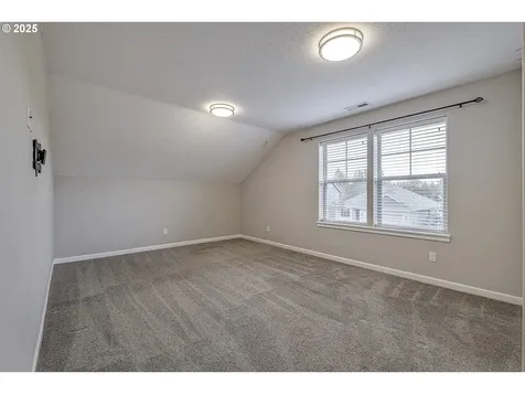 839 S Corinne Drive Newberg OR 97132