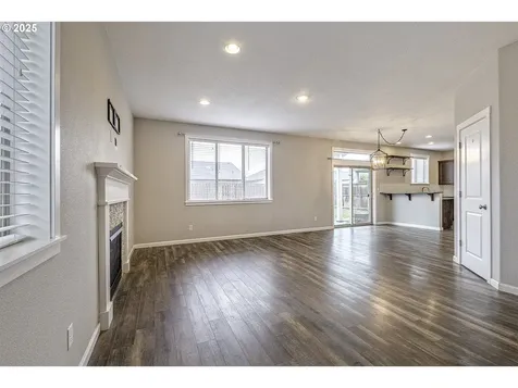 839 S Corinne Drive Newberg OR 97132