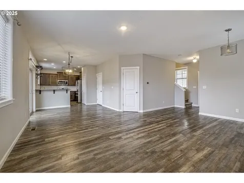 839 S Corinne Drive Newberg OR 97132