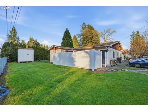 1213 Oakhill Avenue SE Salem OR 97302