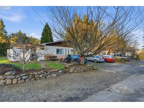 1213 Oakhill Avenue SE Salem OR 97302