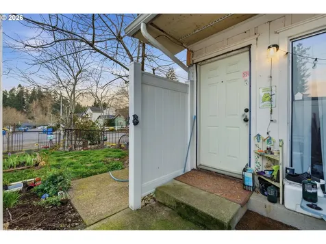 1213 Oakhill Avenue SE Salem OR 97302