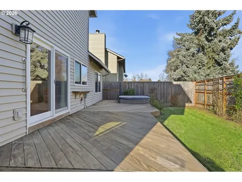 17512 NW Fieldstone Drive Beaverton OR 97006