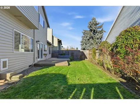 17512 NW Fieldstone Drive Beaverton OR 97006