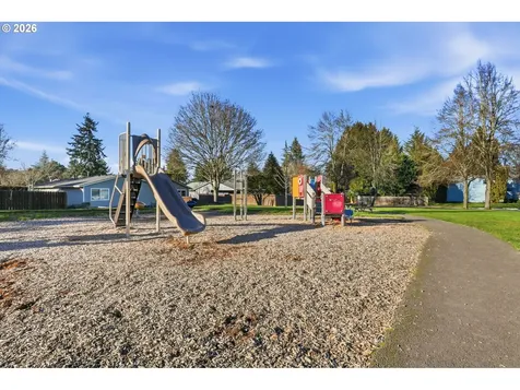 17512 NW Fieldstone Drive Beaverton OR 97006
