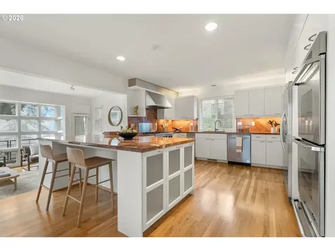 2801 SW Hillsboro Street Portland OR 97239