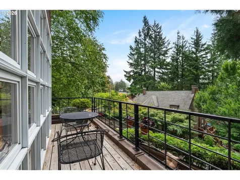 2801 SW Hillsboro Street Portland OR 97239