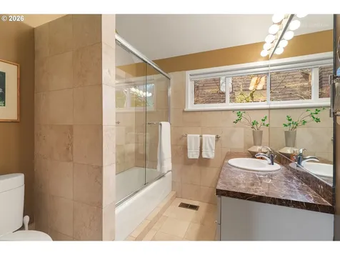 2801 SW Hillsboro Street Portland OR 97239