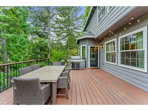 10581 NW Lost Park Drive Portland OR 97229